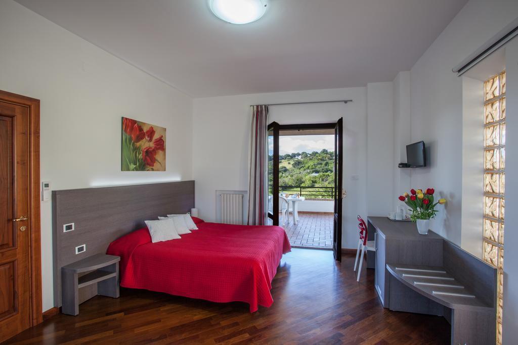 Villa Fiori Del Conero Ancona Habitación foto